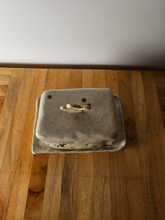 Butter dish 2